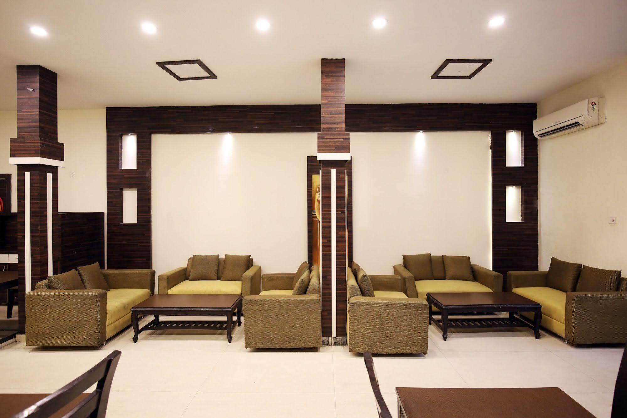 Hotel Mm Yellowuds Amritsar Exterior photo